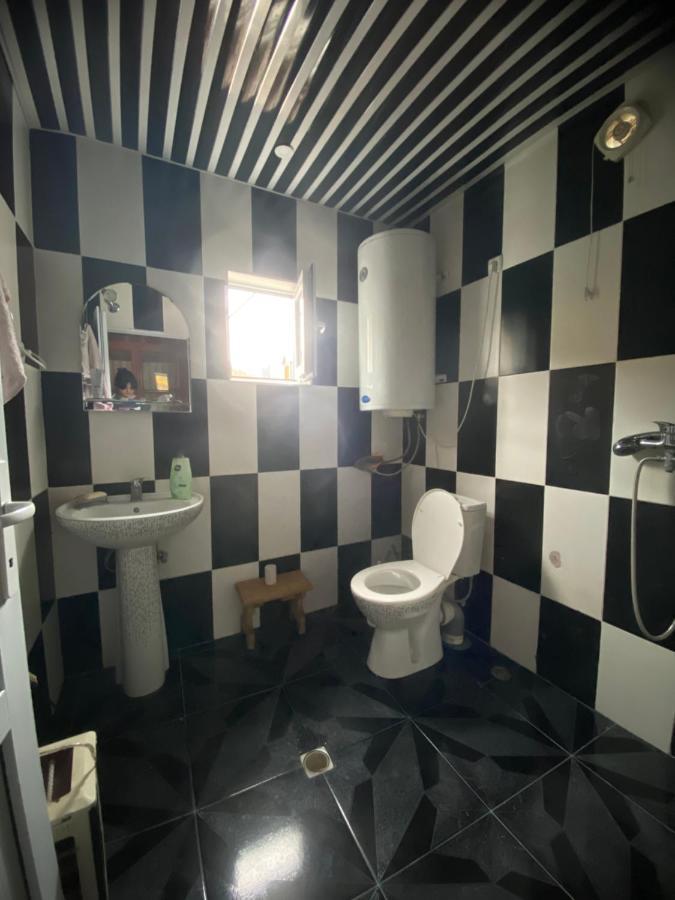 Guesthouse Ailama ウシュグリ エクステリア 写真