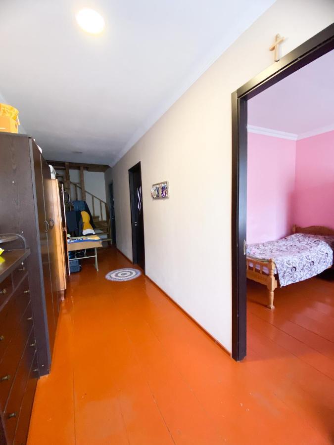 Guesthouse Ailama ウシュグリ エクステリア 写真