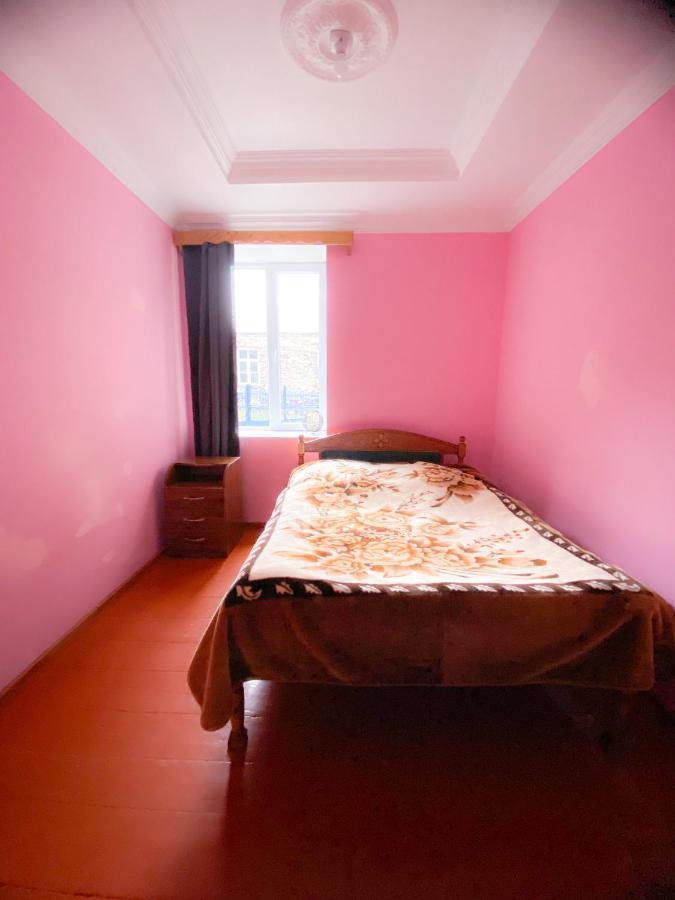 Guesthouse Ailama ウシュグリ エクステリア 写真